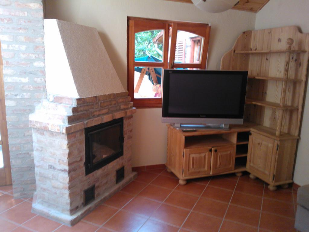 Mediterran Apartmanhaz Szantod Luaran gambar