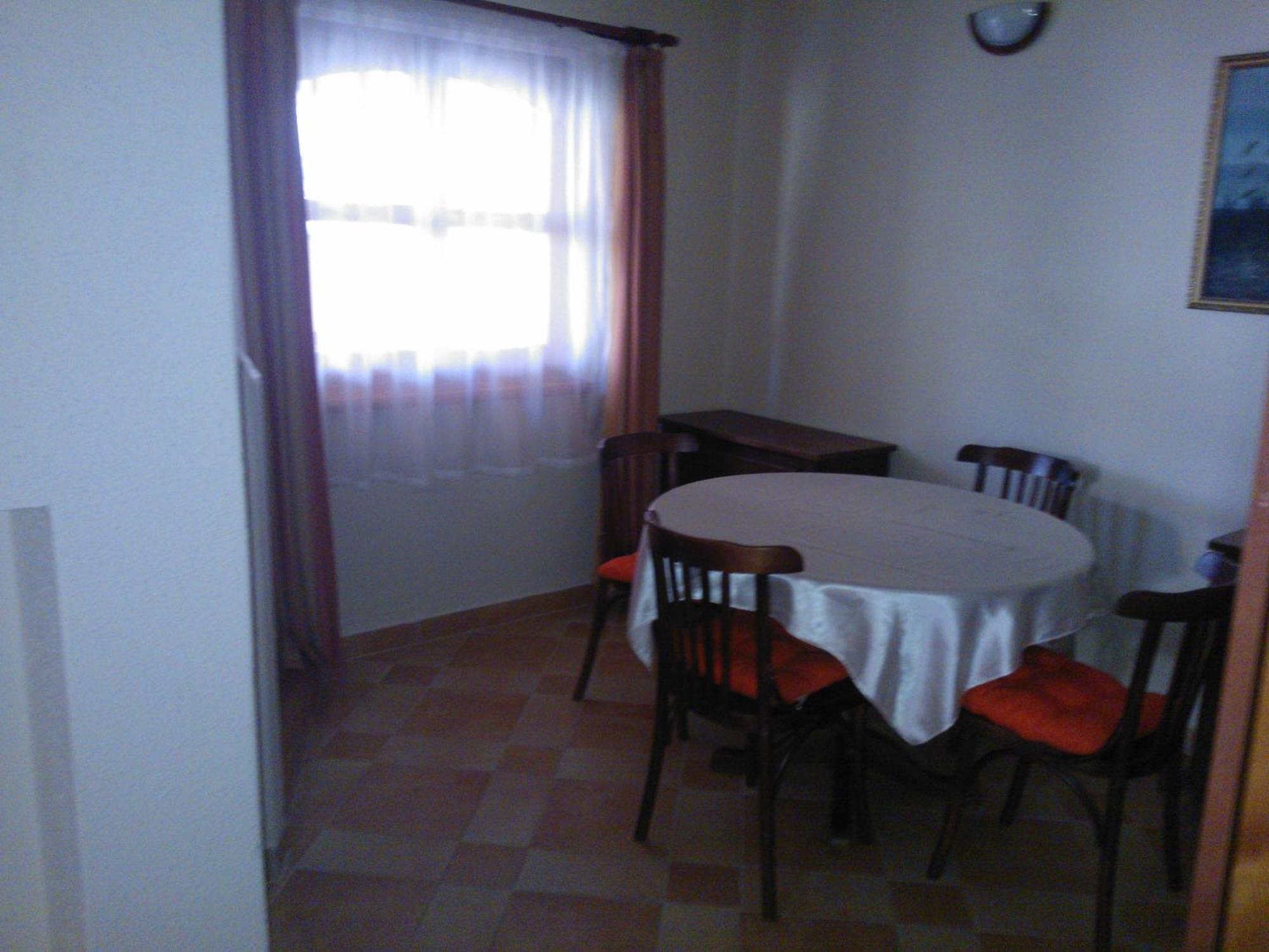 Mediterran Apartmanhaz Szantod Bilik gambar